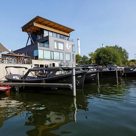 Spreeapartment Mara Botel 3*